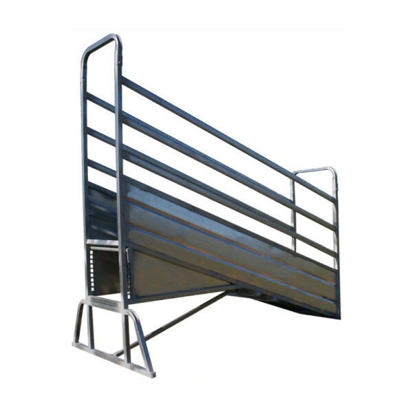 Arrowquip Adjustable Cattle Ramp 3.5m
