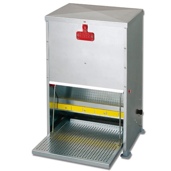 Bainbridge Poultry Treadle Feeder Supreme 12kg